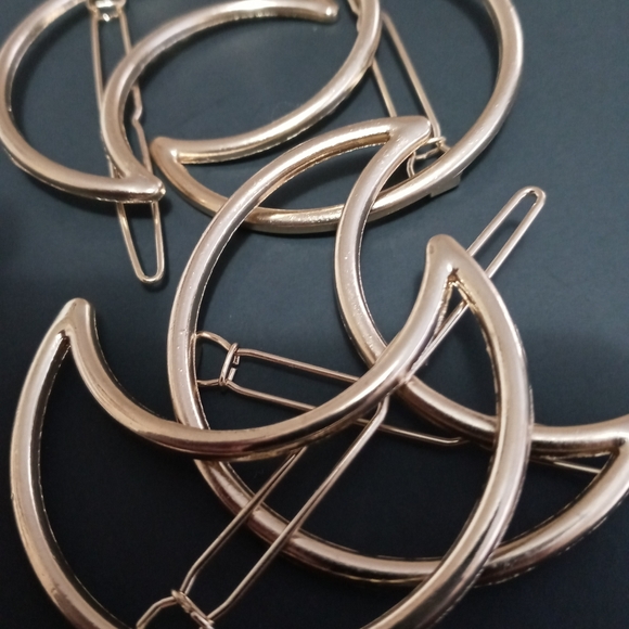 2 Pack Hot Trendy Half Moon Gold Hair Clip - Picture 3 of 4